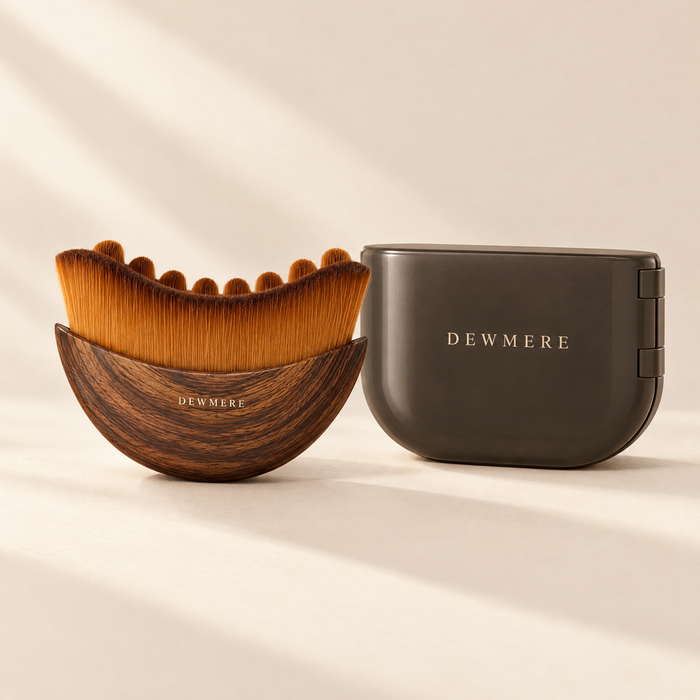 Dewmere facial brush and protective case